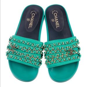 AUTHENTIC CHANEL TROPICANA SLIDES